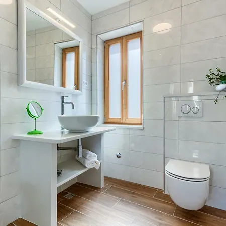 Apartment St.lucija Split